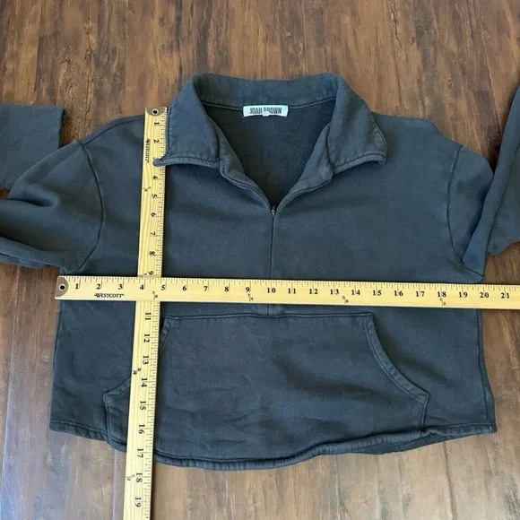 JOAH BROWN Aspen Half Zip Pullover Sweater Cropped in Washed Black - Picture 11 of 11
